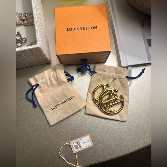 Louis Vuitton Louise Hoop GM Earrings - Picture 2 of 8